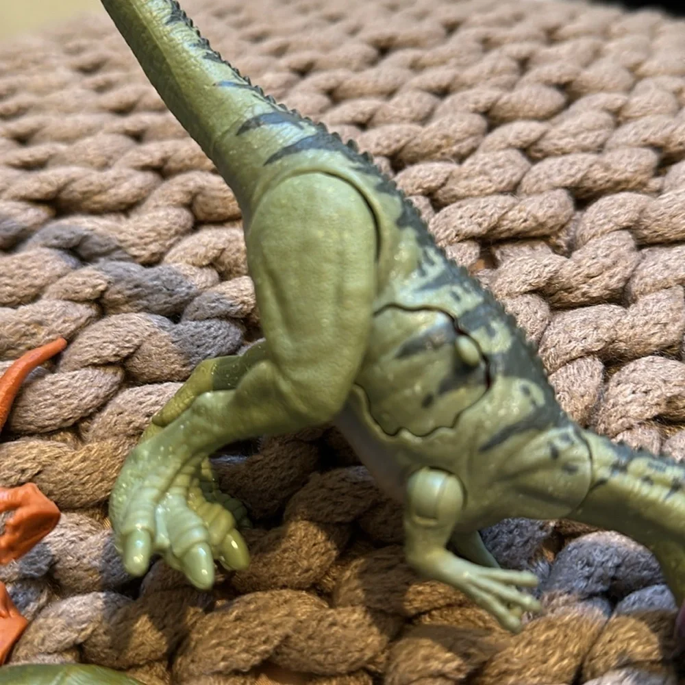 Jurassic Park Dinosaur lot / funko Velociraptor #549 Collectible Vinyl toys